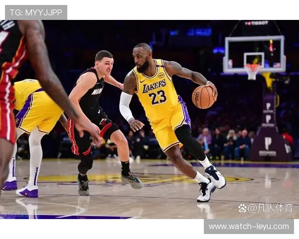詹姆斯领衔湖人逆转勇士掀起季后赛新高潮焦点对决再现王者风范之巅